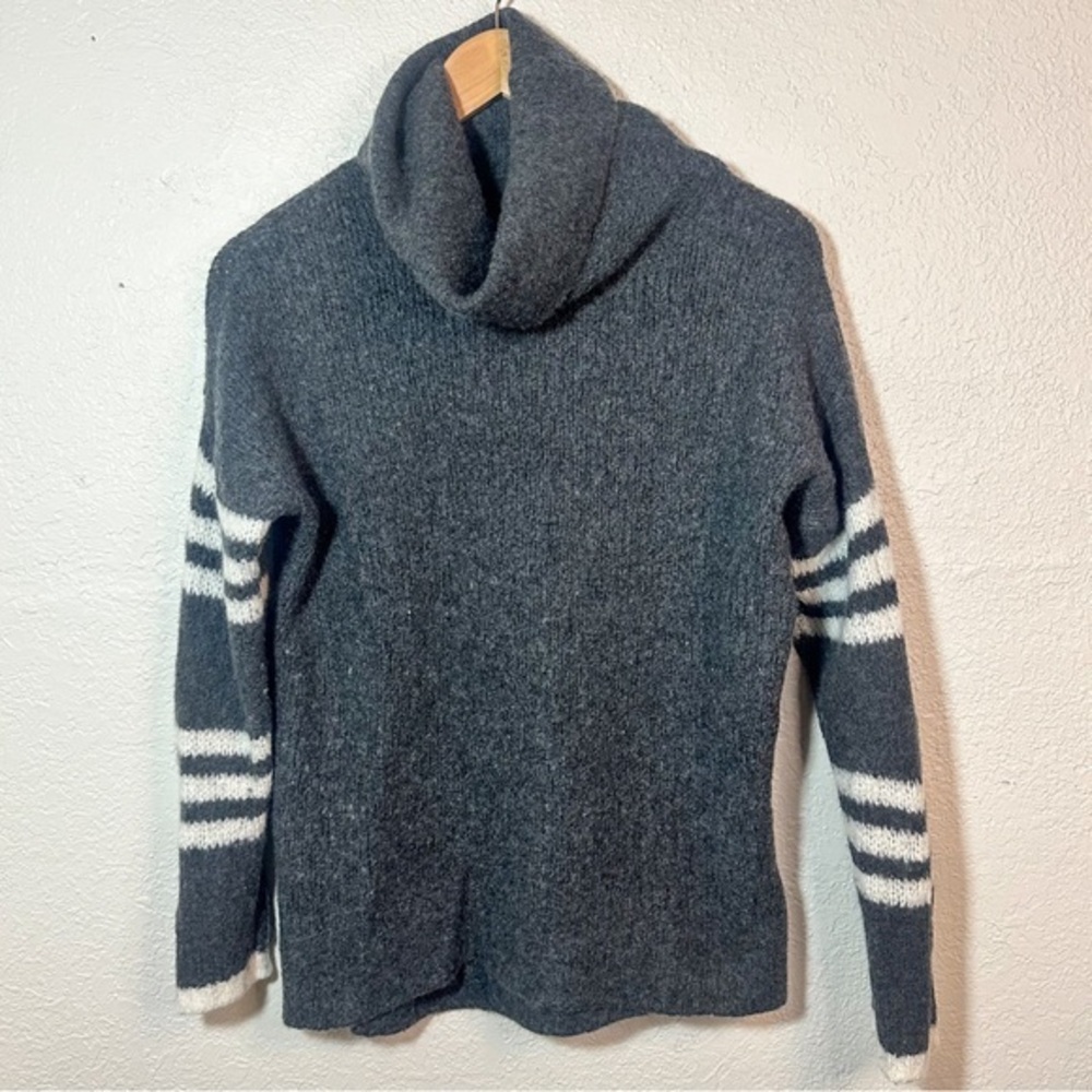 360 Cashmere Rashelle Turtleneck Sweater Gray & White Size XS